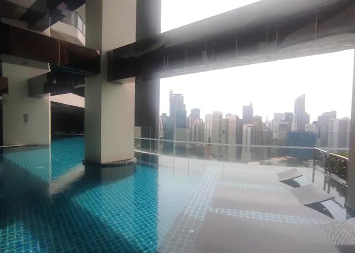 Cozy & Mountain View With Balcony Free Netflix With Pools Sauna And Sunbathing * Manila