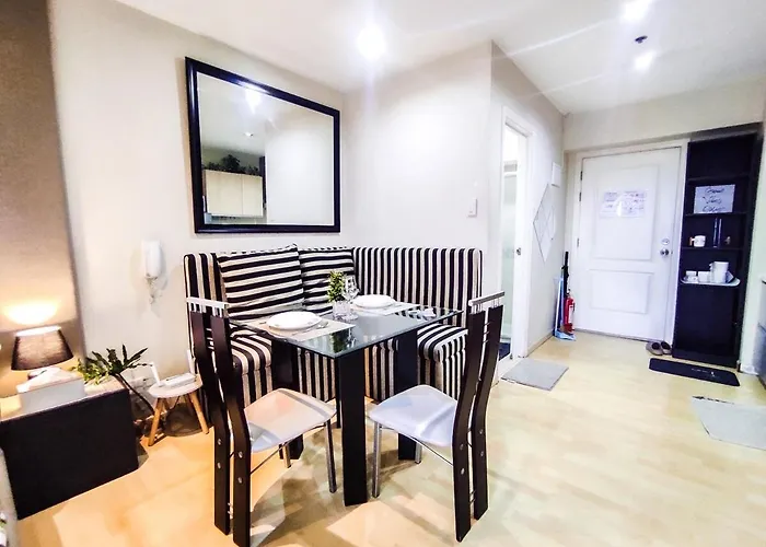 Cozy & Mountain View With Balcony Free Netflix With Pools Sauna And Sunbathing Apartment *
