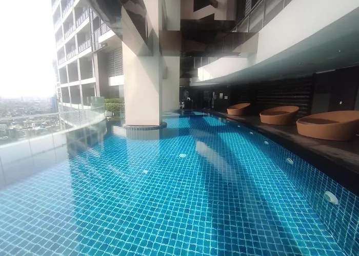 Cozy & Mountain View With Balcony Free Netflix With Pools Sauna And Sunbathing Apartment