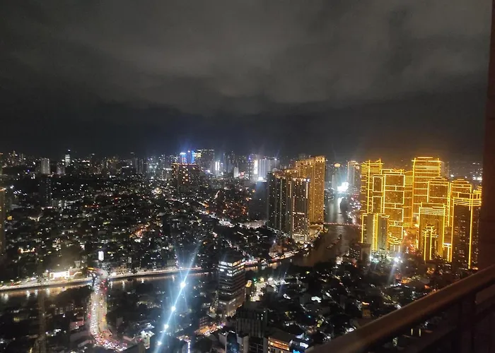 Cozy & Mountain View With Balcony Free Netflix With Pools Sauna And Sunbathing Manila