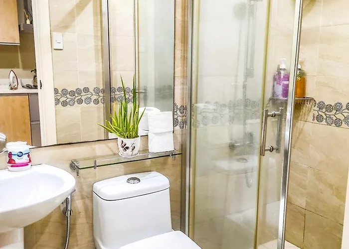 Cozy & Mountain View With Balcony Free Netflix With Pools Sauna And Sunbathing * Manila