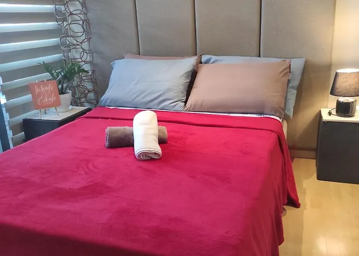 Cozy & Mountain View With Balcony Free Netflix With Pools Sauna And Sunbathing Apartment *